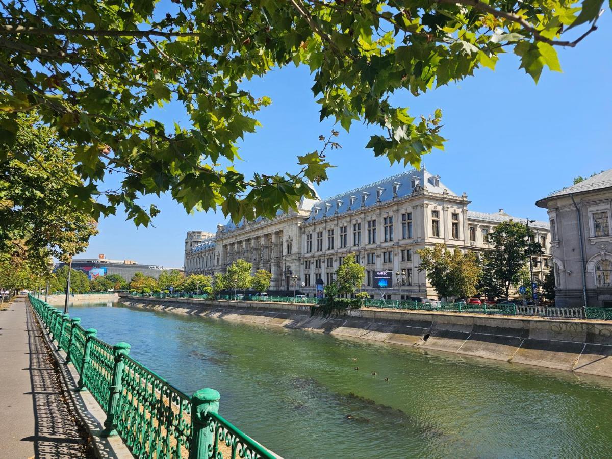 Near The Park Two Bucharest