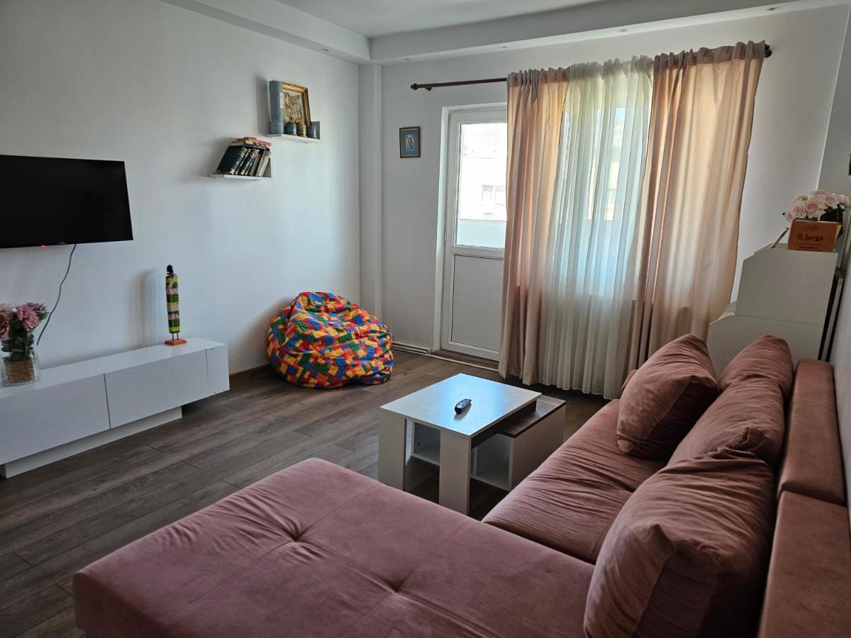 Apartment Near The Park Two