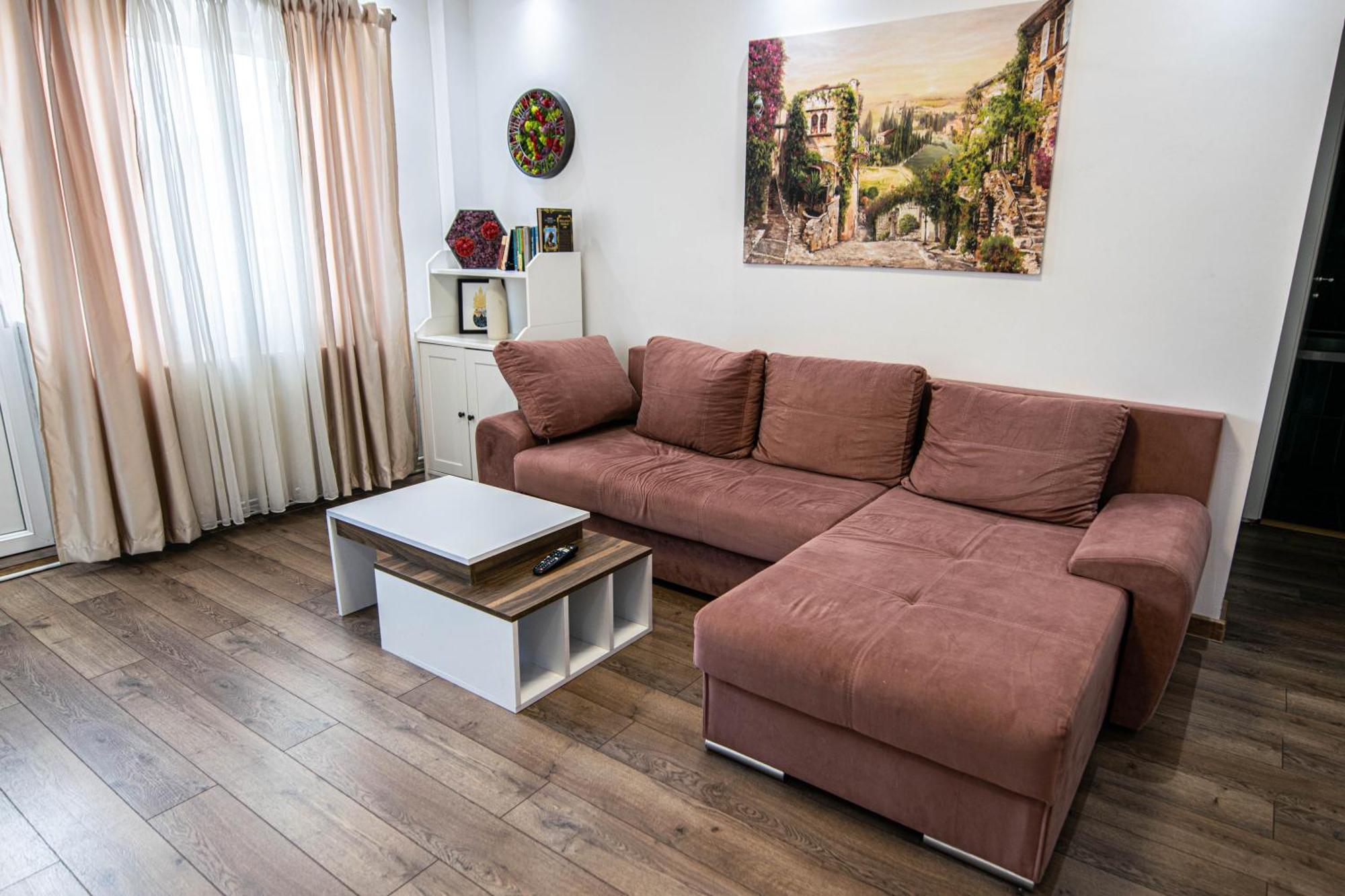 Near The Park Two Apartment Bucharest